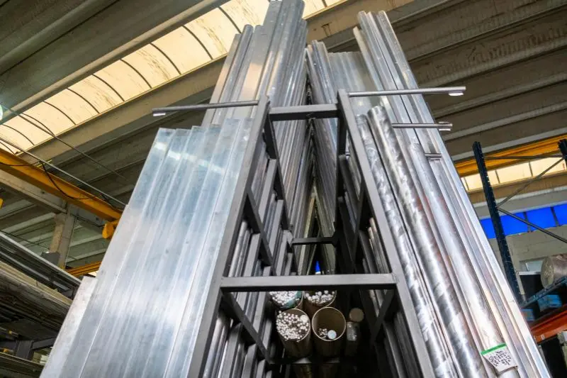 Barra chata de alumínio