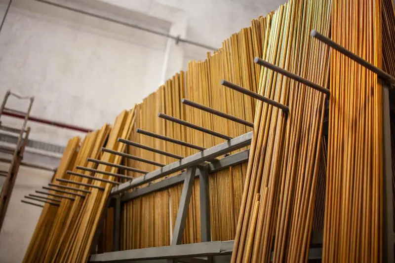 Distribuidor e latão